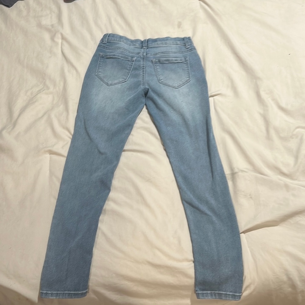 Arizona Jeans and light blue